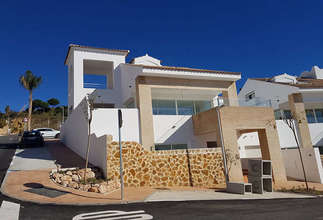 Cluster house for sale in Torremuelle, Benalmádena, Málaga. 
